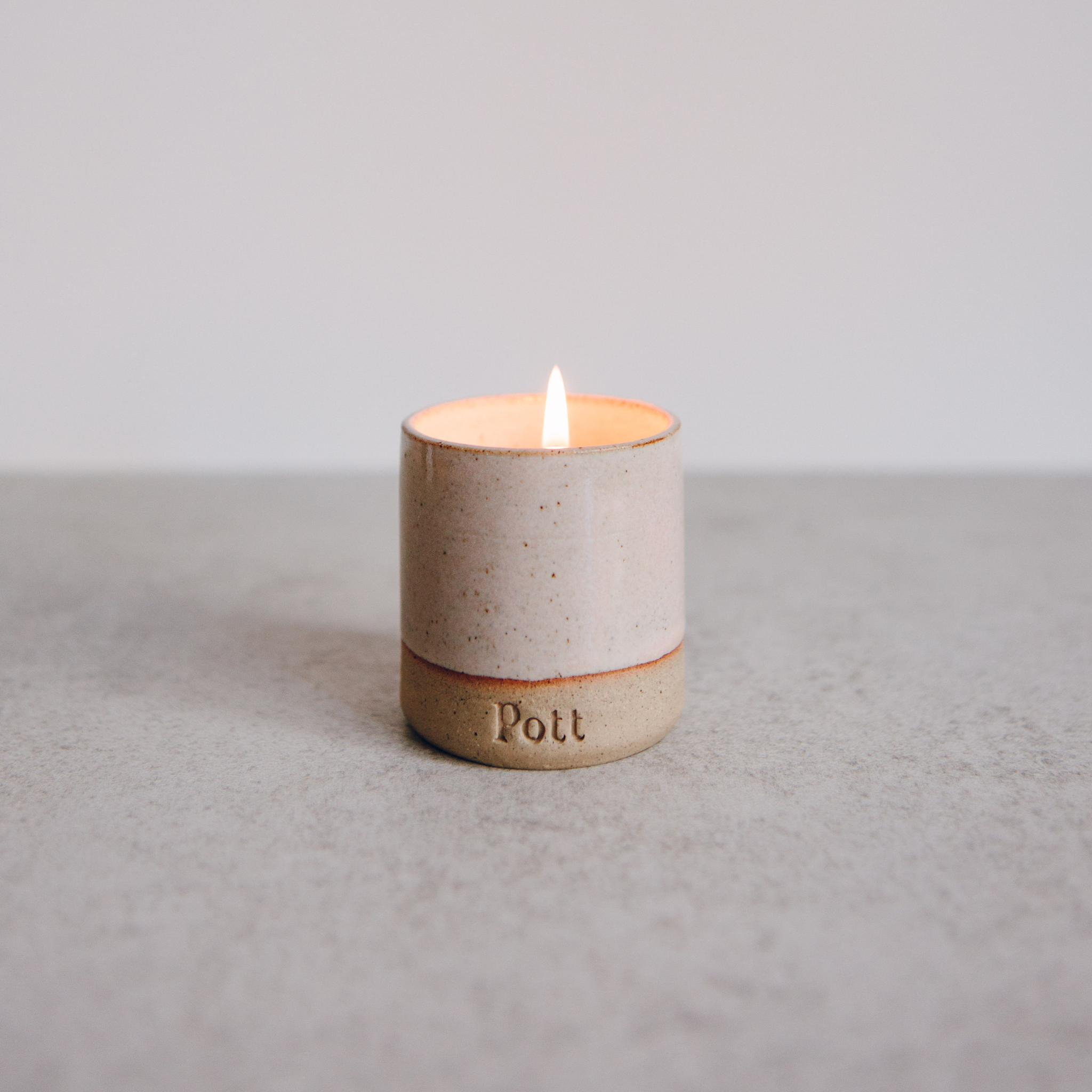 Fig Scent in Petite Blush Pott