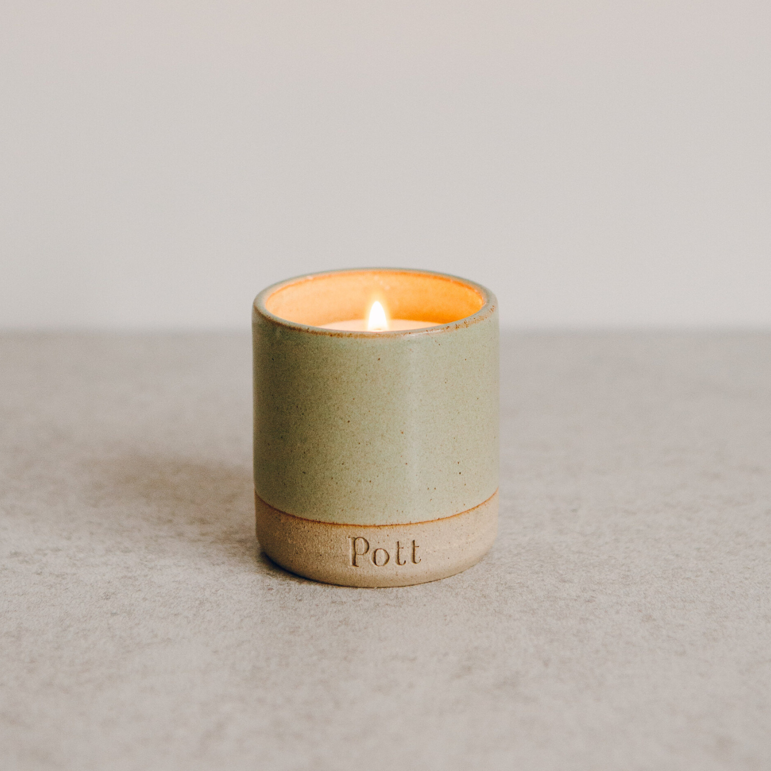 Eden Scent in Petite Sage Pott