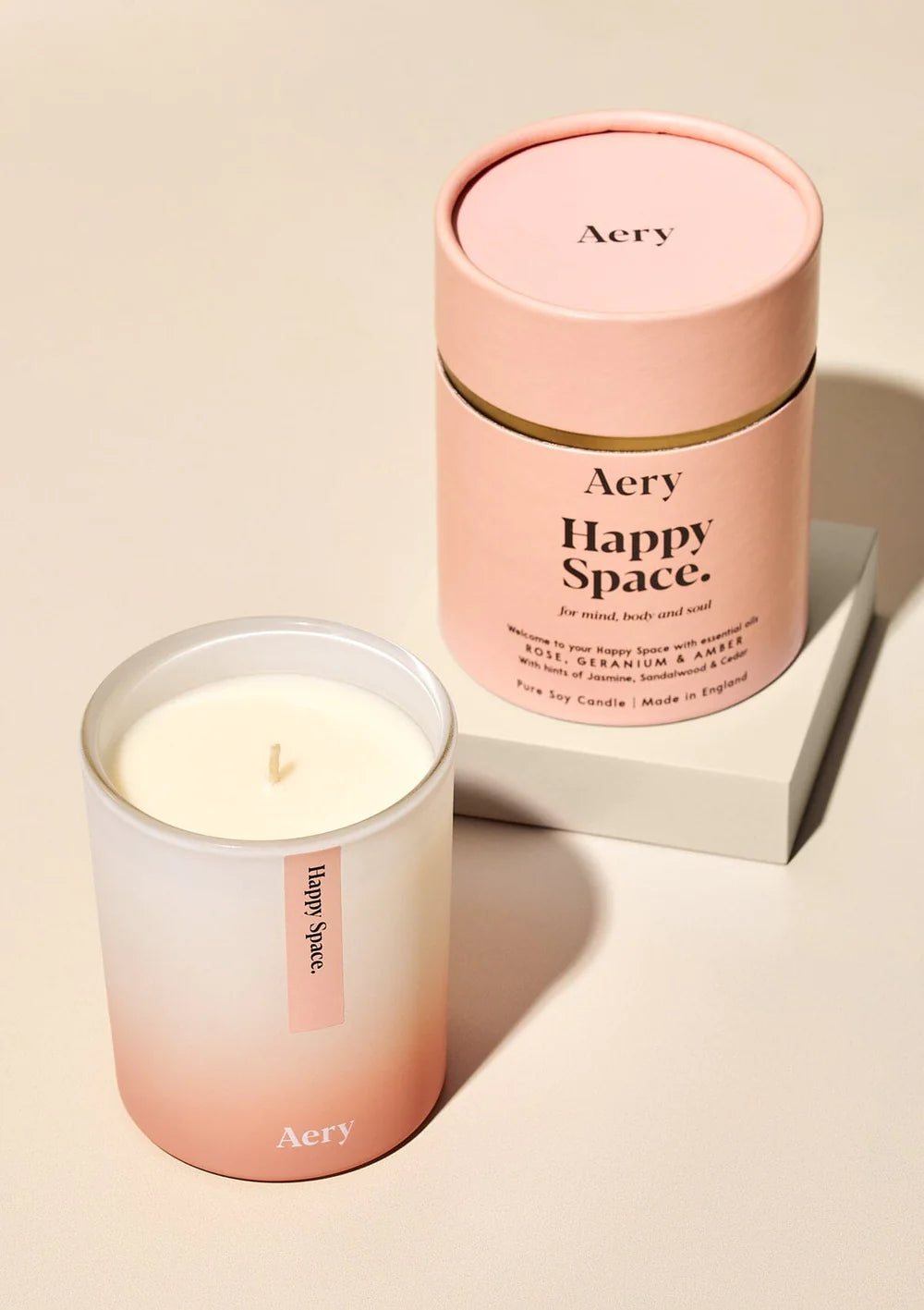 HAPPY SPACE SCENTED CANDLE - ROSE GERANIUM AND AMBER