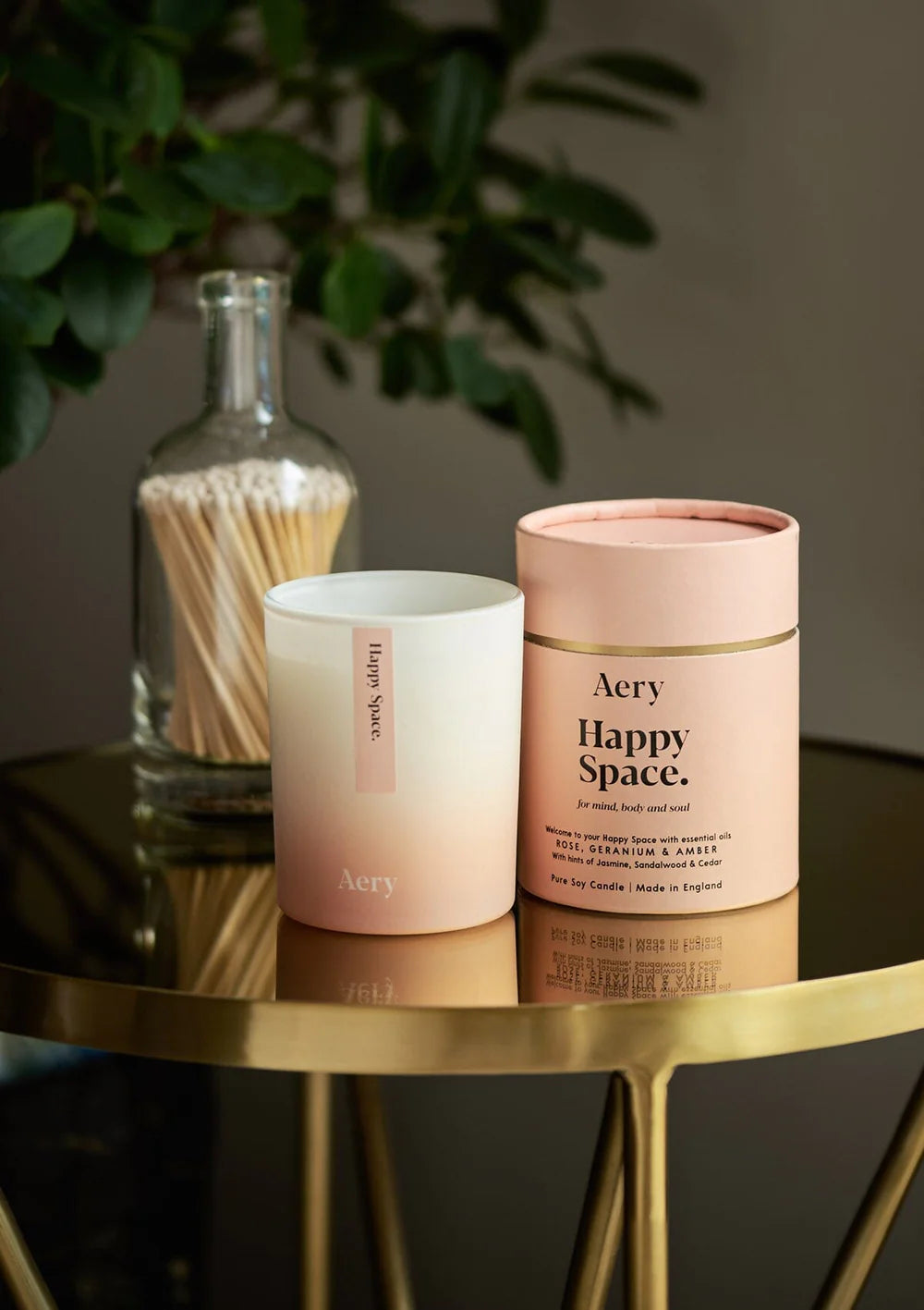 HAPPY SPACE SCENTED CANDLE - ROSE GERANIUM AND AMBER